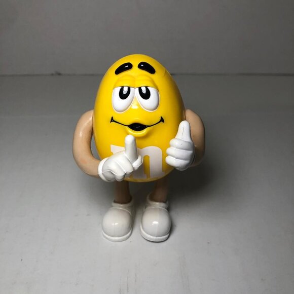 Vintage Yellow M&M Peanut Night Light Electronic, Works - Picture 2 of 9